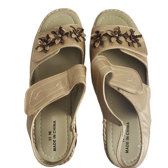 None and/or Unknown Shoes - Women's Summer Flowers Casual Open Toe Wedges Comfortable Beach Sandals SZ 11 M